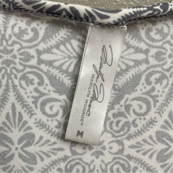 Marilyn Monroe women’s babydoll Y2K gray ruffled hemline blouse size Medium lace - Picture 2 of 7